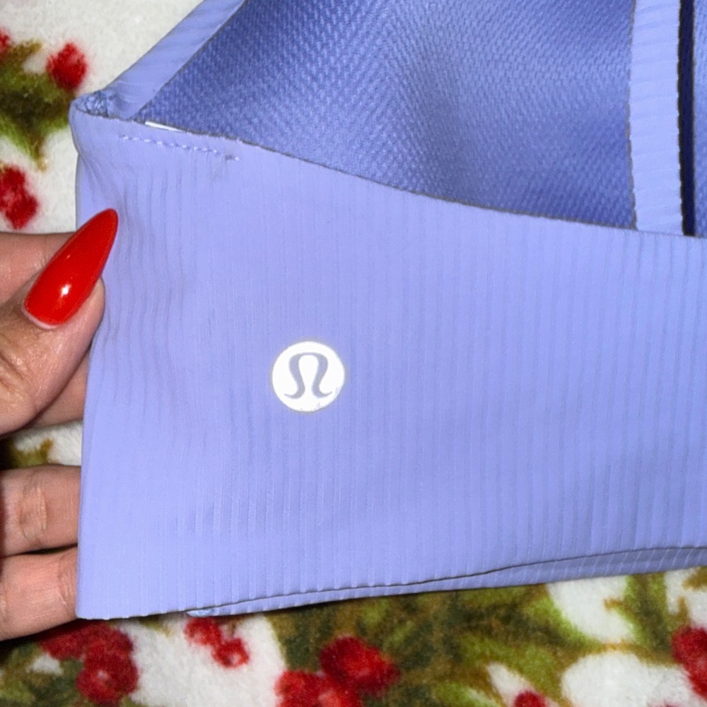 Lululemon like a cloud bra size 10 - Picture 3 of 6